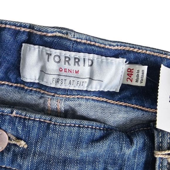 Torrid Blue Boot Cut Jeans - Picture 6 of 11